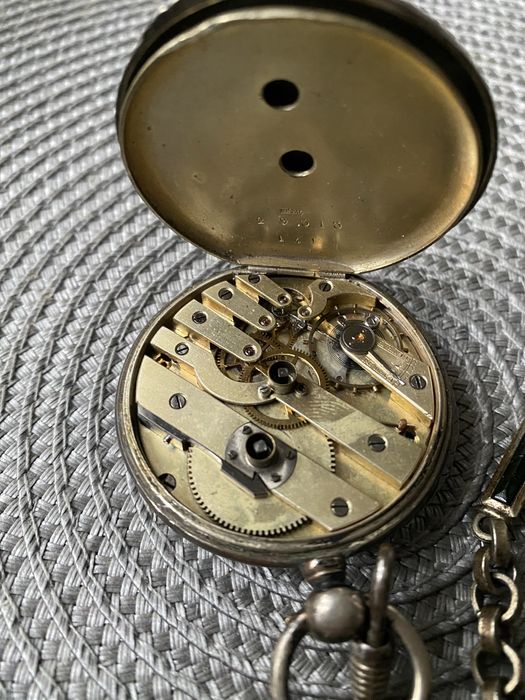 Продам карманные часы , серебро