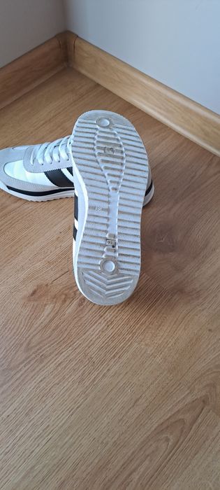 Adidasy Seastar r.38