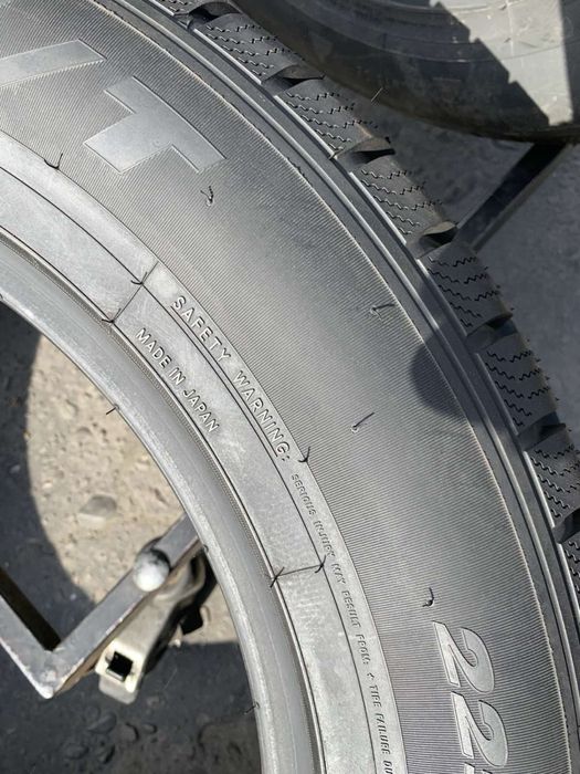 Шини нові 225/65 R18 Toyo зима нові