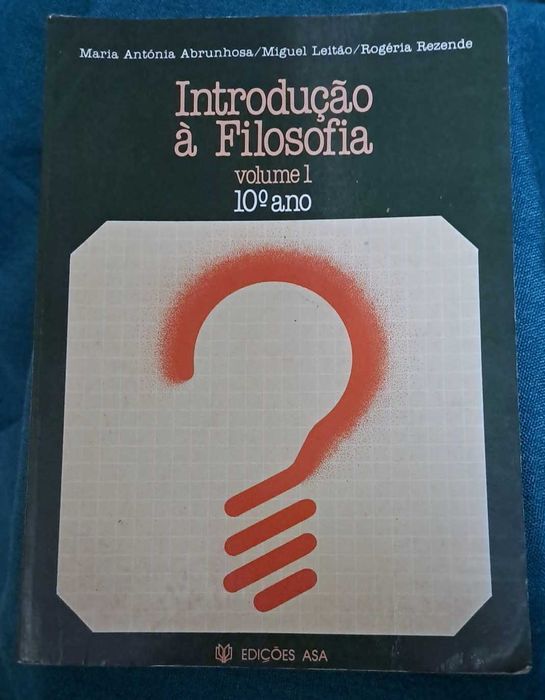 Livros escolares diversos anos