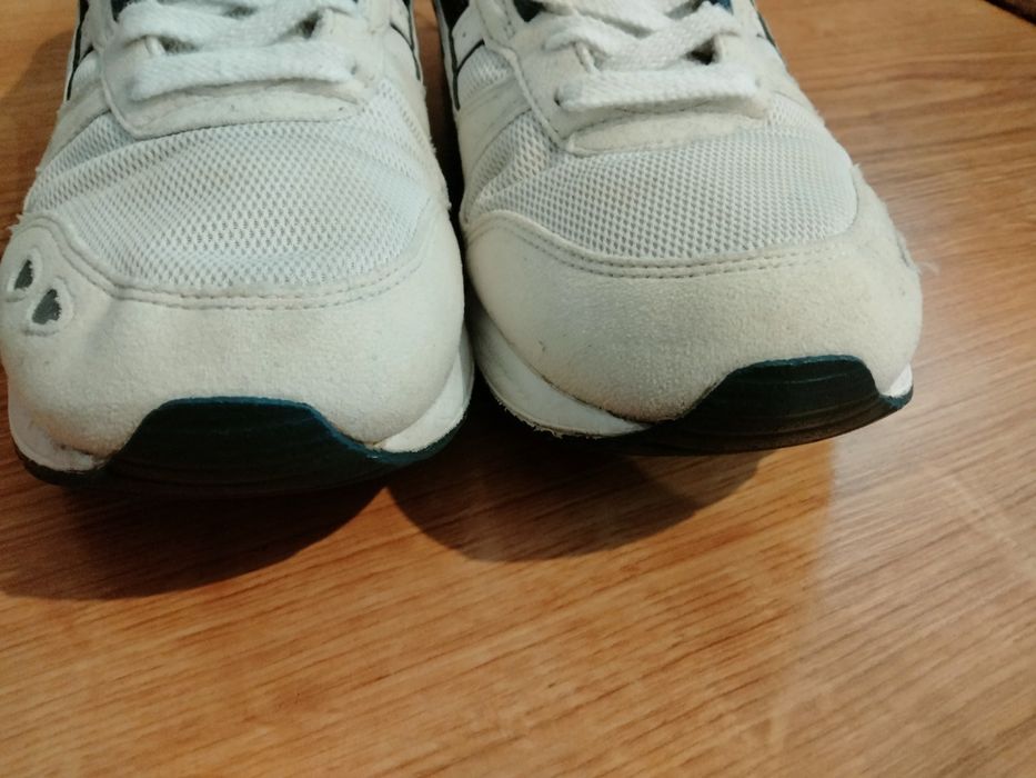 Кросівки ASICS 40 p
