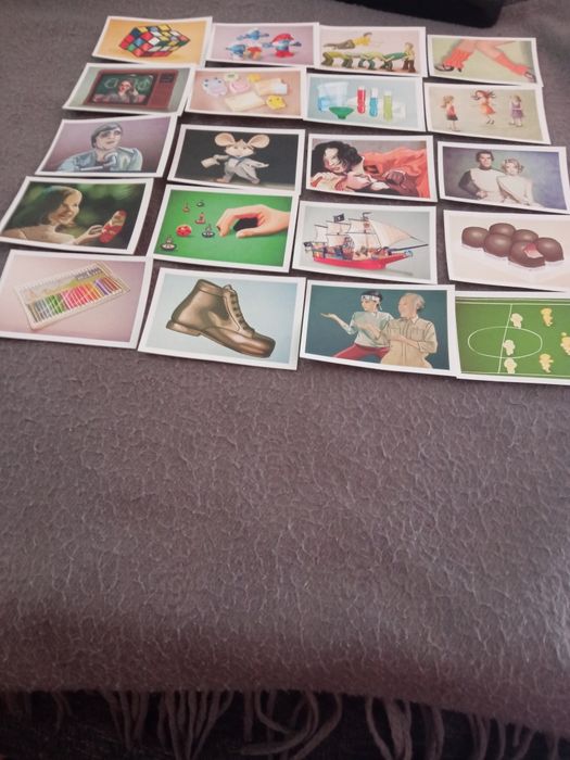 100 Cromos Radio Comercial