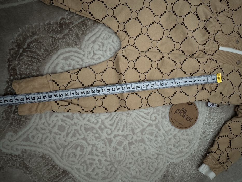 Продаю новий костюм трійка