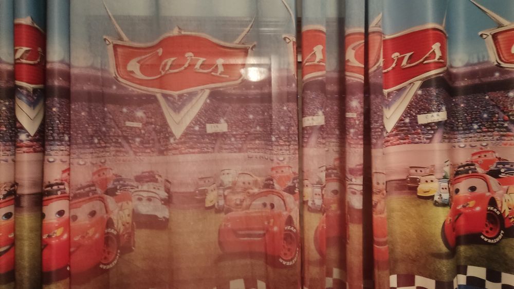 Cortinados (cortinas) CARS para quarto de criança