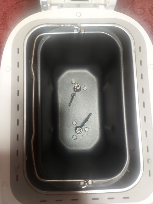 Продам хлебопечку Kenwood bm 900