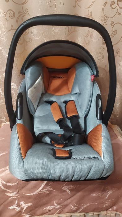 Дитяче автокрісло Recaro Young Profi plus 0-13кг