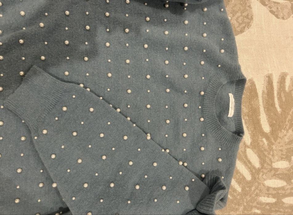 Camisola de malha com perolas