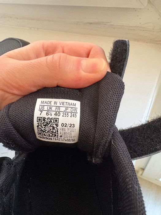 Sneakersy Adidas prawie nowe 40