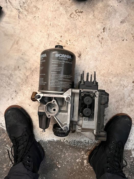 2x podstawa osuszacza wabco