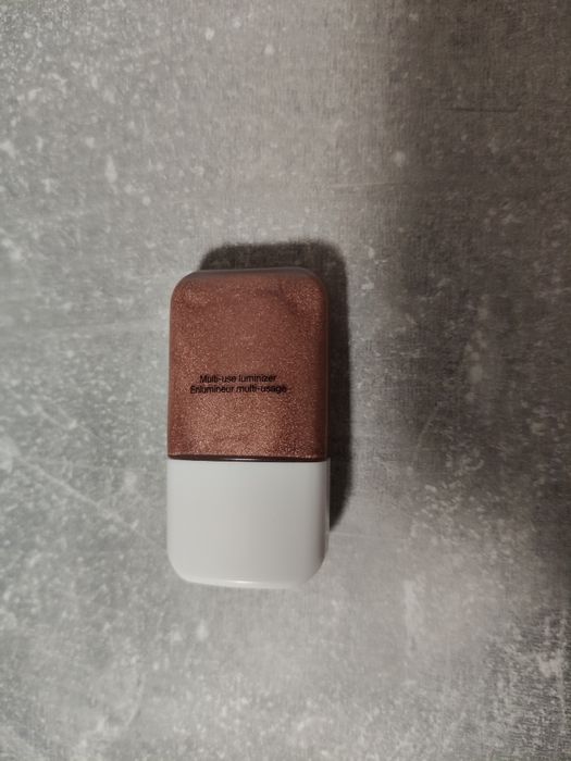Rozświetlacz w płynie Sephora