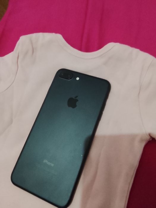 Vendo iPhone 7 plus como novo