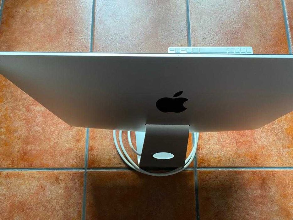 Imac i5 3300S  21,5 Polegadas, Ram:8Gb HHD:1Tb