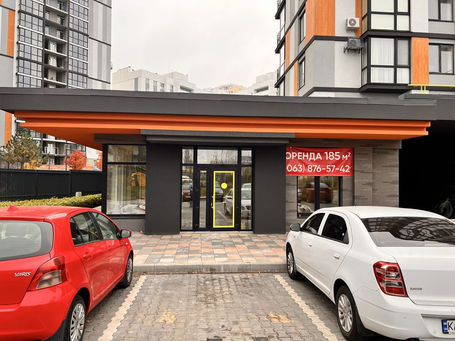 Оренда фасадного приміщення 185 м² у центрі м. Вишневе, ЖК Атмосфера.