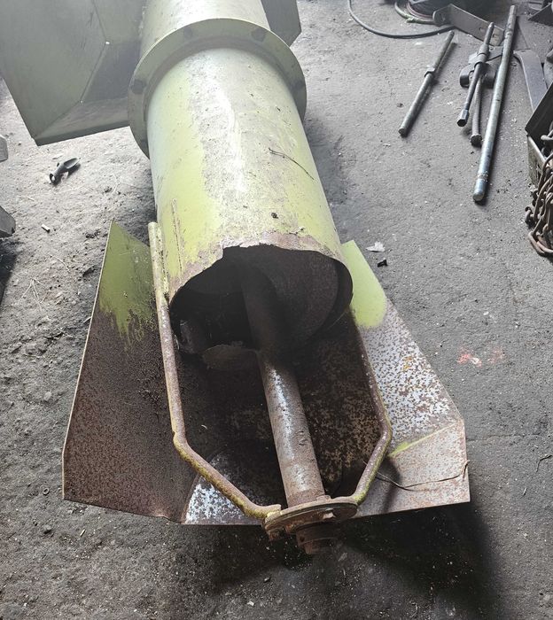 Ślimak napełniający kombajn claas Lexion 415,420,540 inne