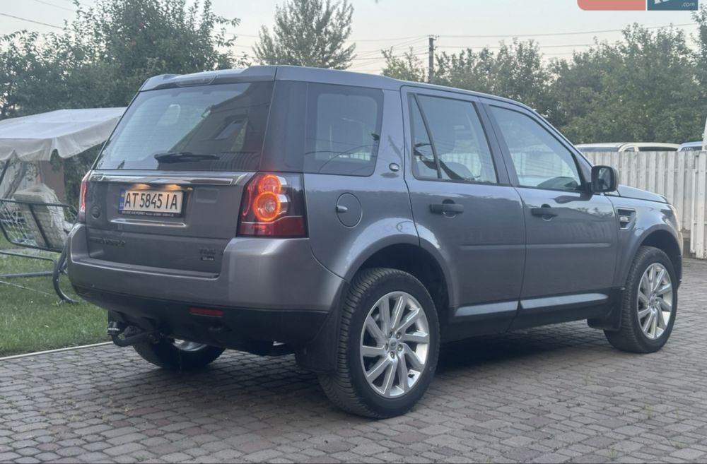 Land Rover Freelander 2013рік