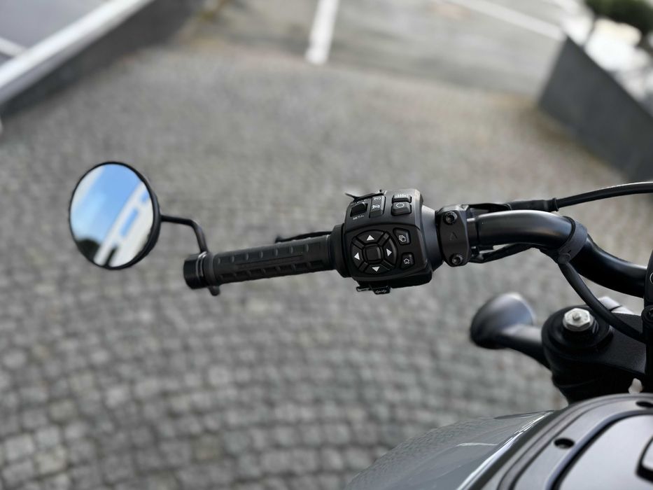 2026 Harley-Davidson Sportster S колір Dark Billiard Gray