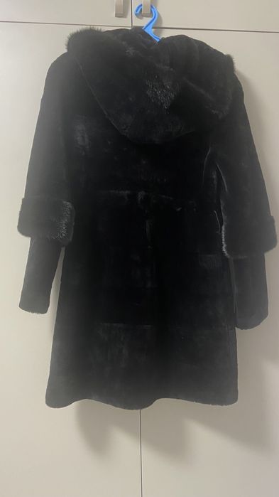 Продам шубу в ідеальному стані