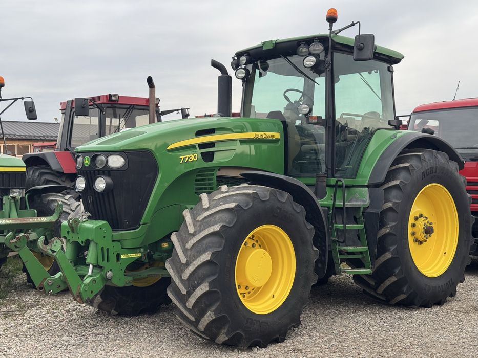Ciągnik JOHN DEERE 7730 - 2009 rok, PNEUMATYKA, TUZ,