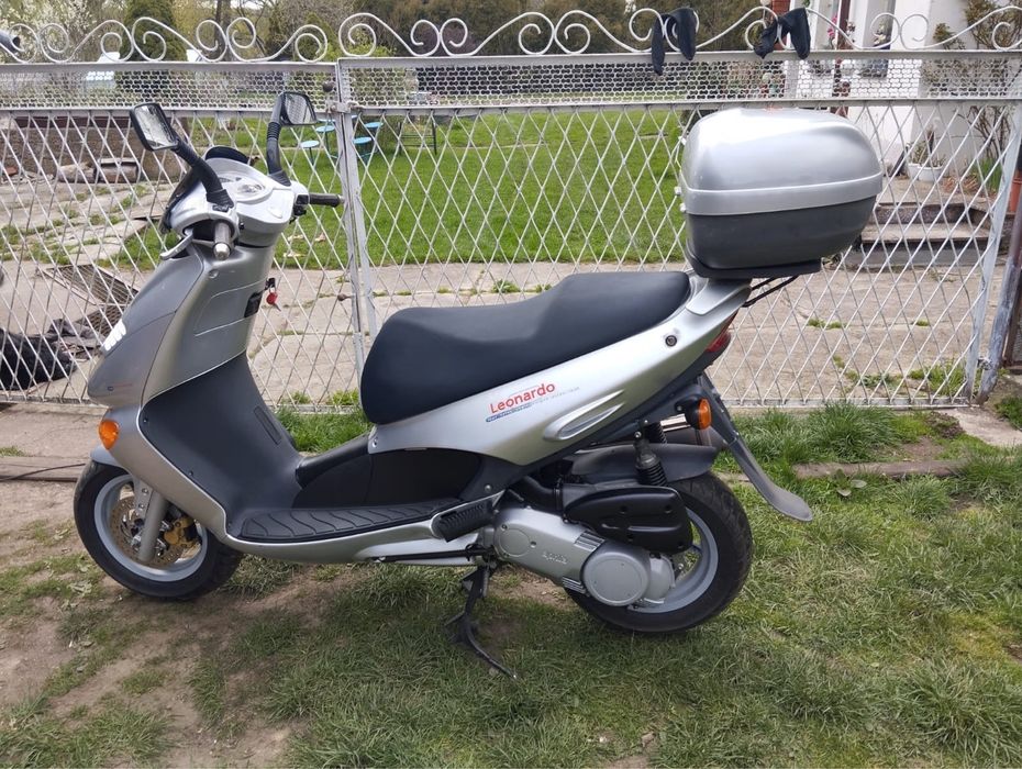 Skuter Aprilia Leonardo 150