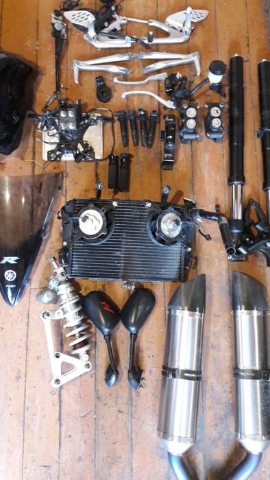 Ямаха р1 Yamaha r1 04-06 Радиатор