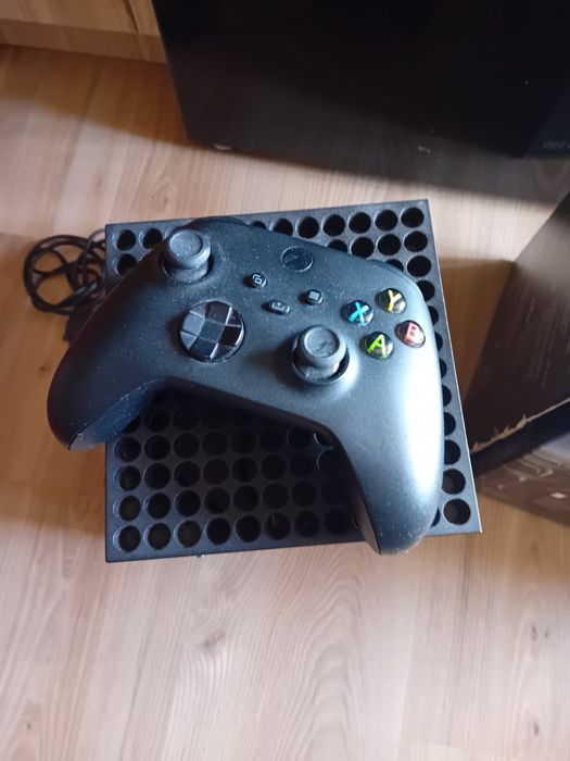 x box, series X. 1TB