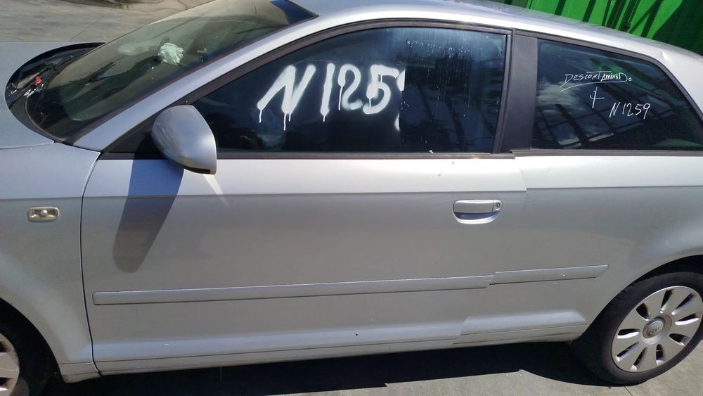 Porta frente esquerda AUDI A3 (8P1)
