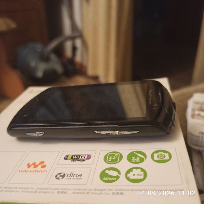Sony Ericsson Live with Walkman wWT19i