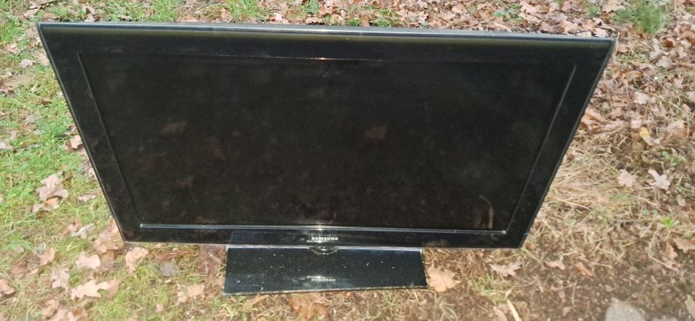 Uszkodzony telewizor Samsung