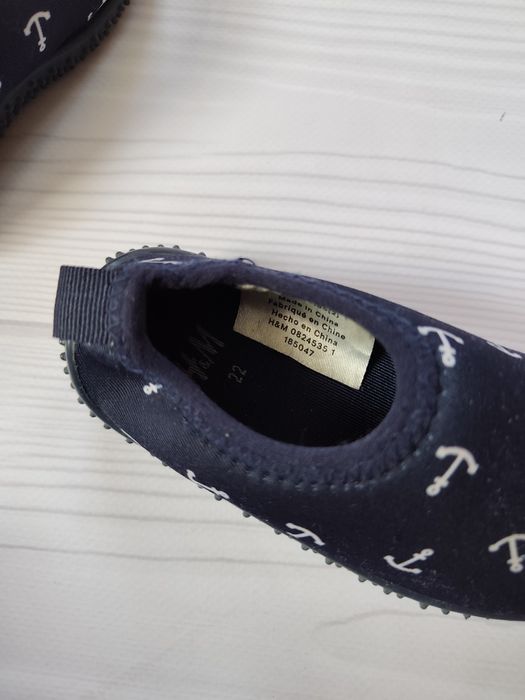 Коралки аквашузи хлопчику 22р H&M