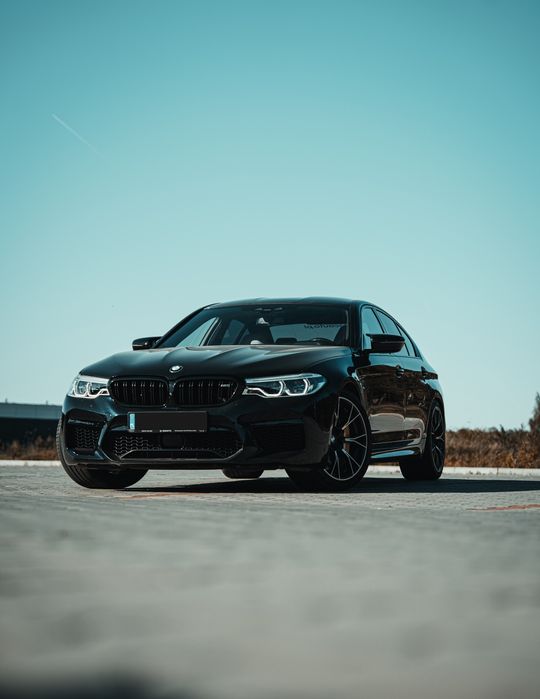 Sesje fotograficzne – portret, ciążowe, motoryzacyjne, ślubne, dron