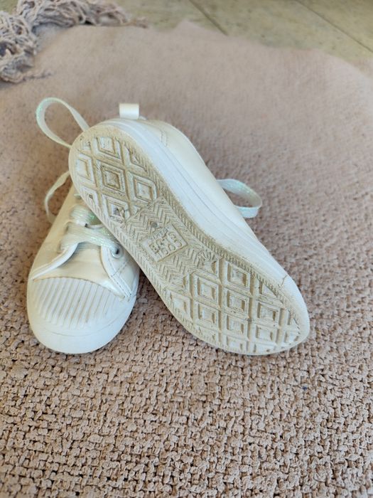 Buty dla dziewczynki r.28