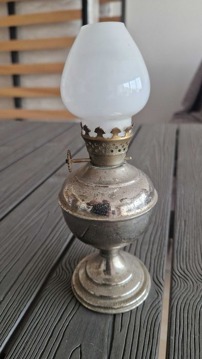 Candeeiro vintage a petróleo