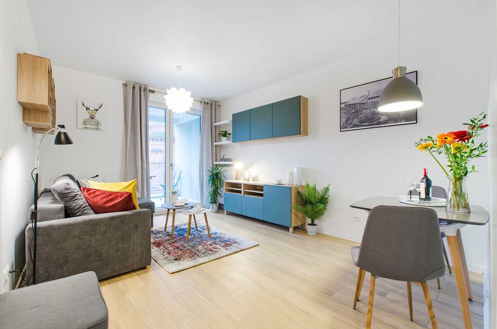 KAWALERKA przy PKP wysoki standard