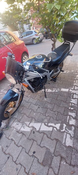 Moto suzuki gs500e