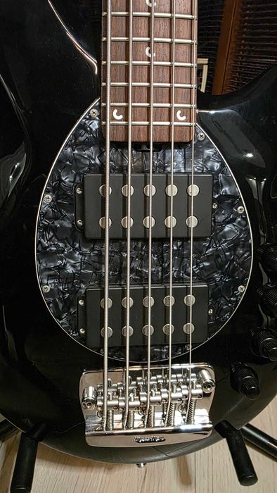 Gitara Basowa Musicman Bongo 5 HH Black