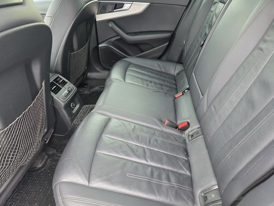 Ауді а4 б9продам.