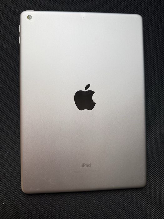Apple iPad 5 32GB Wi‑Fi — ідеальний стан