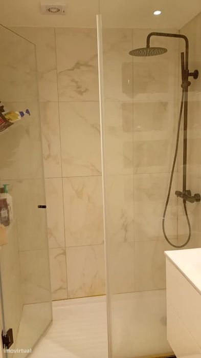 T2 - Oportunidade em Beja: Apartamento Totalmente Remodelado no 6º And