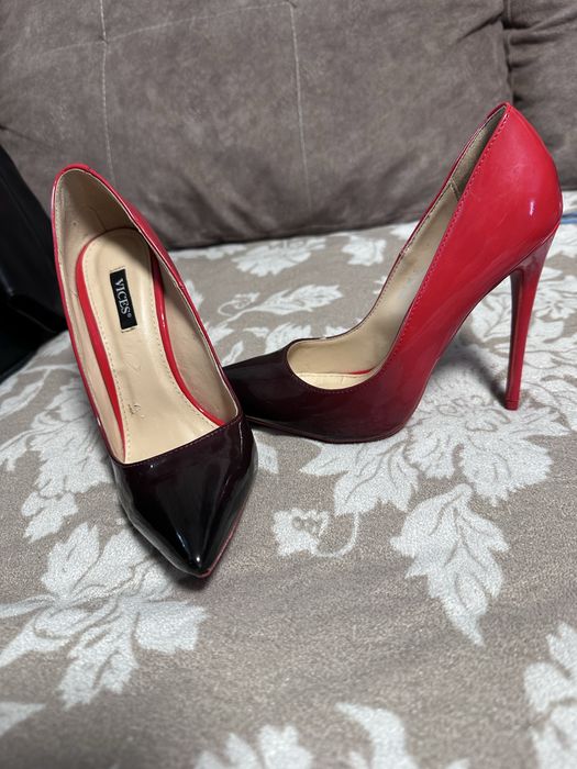 Туфлі лабутени амбре