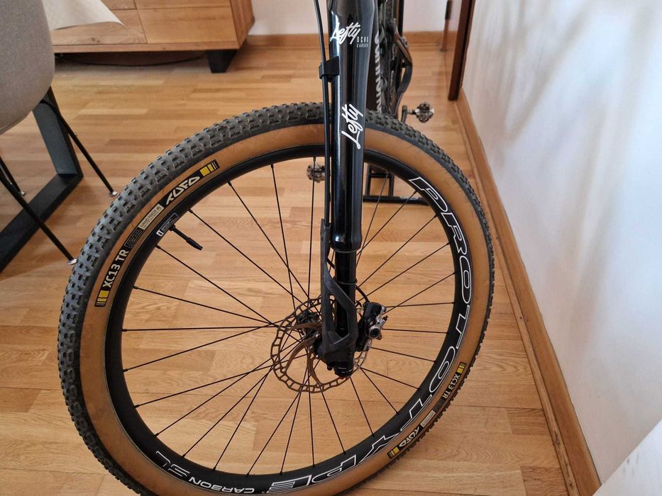 Cannondale Scalpel Carbon com Lefty Ocho Carbon 120mm - Nova Versão