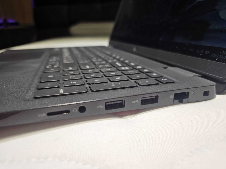 Ноутбук Dell Latitude 3520/15.6/Intel Core i5-1135g7/12gb ddr4/ssd 256