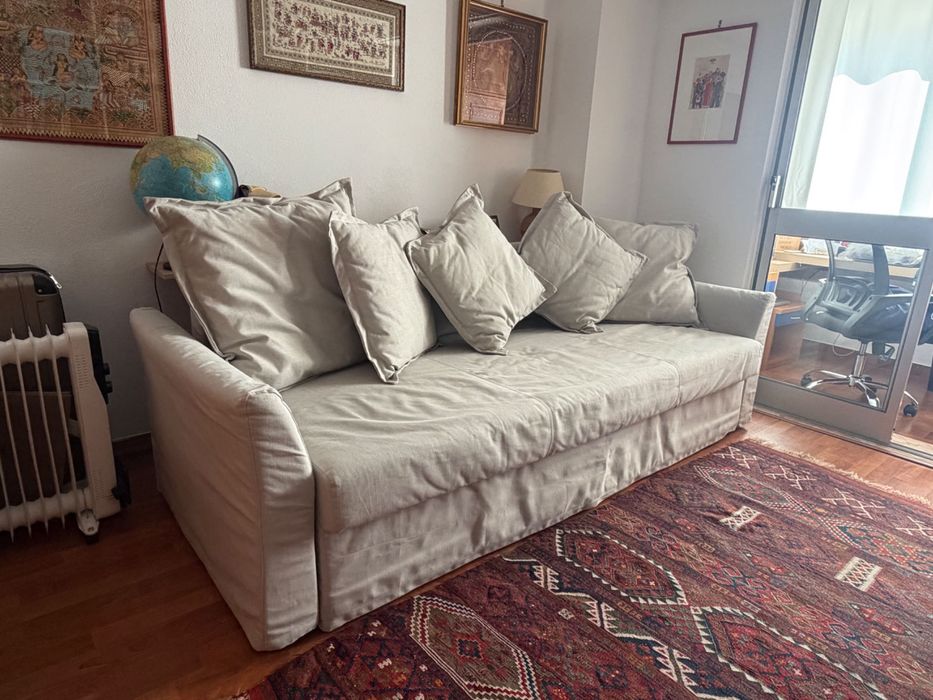 Sofá-cama IKEA HOLMSUND 3 lugares — 250€