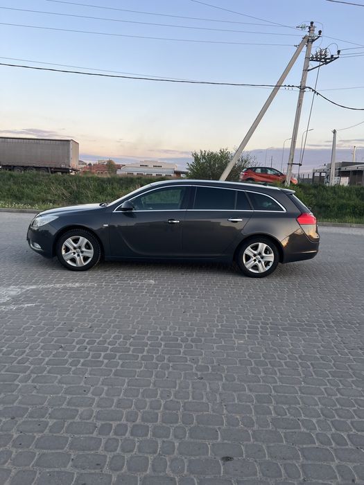 Продам OPEL  INSIGNIA