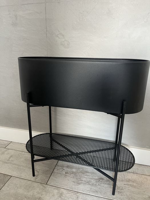 Donica czarna metalowa