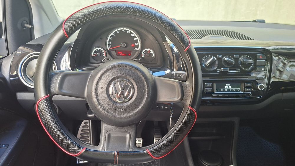 Volkswagen  UP bluemotion