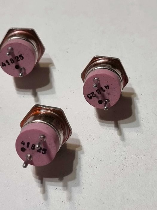 ПРОДАМ Транзистор 2Т 926А