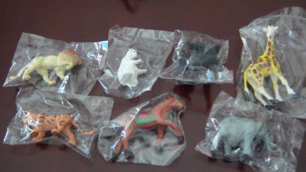 Bonecos coleções geLado OLÁ (circo e animais)