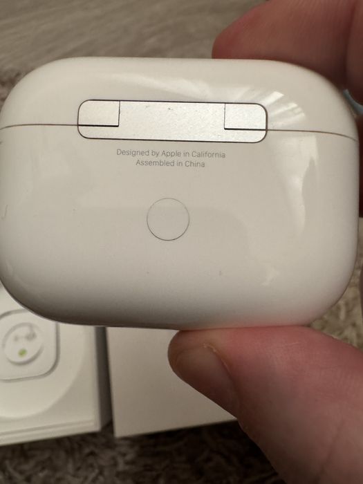 Airpods pro 1 поколения Оригинал