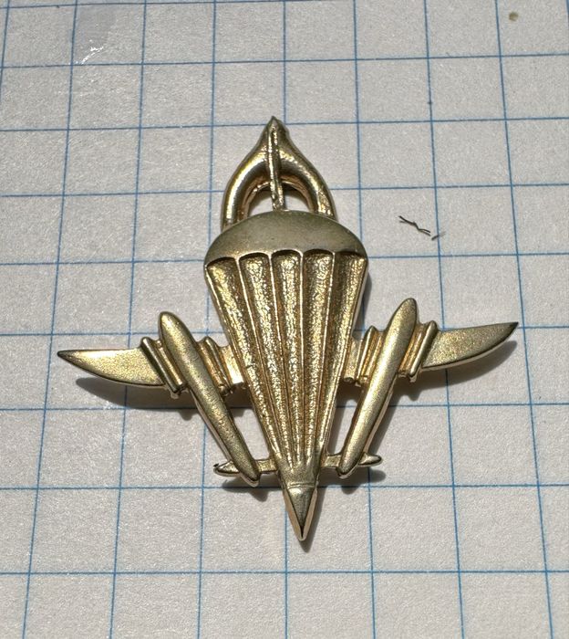 Вакуумне лиття: срібло, бронза, латунь, золото — під замовлення)