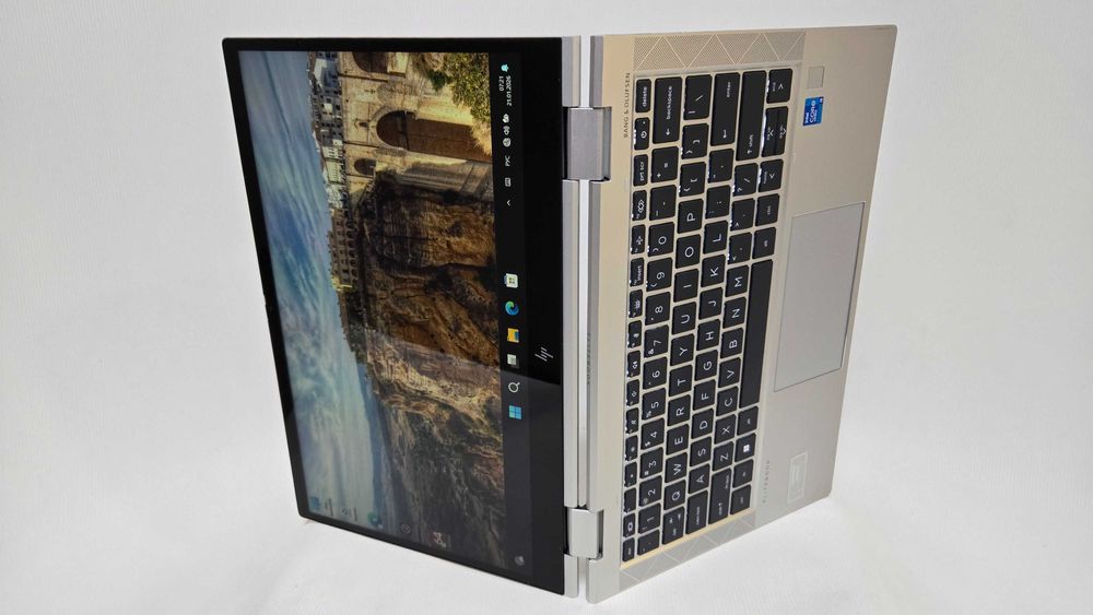 HP EliteBookx360 830 G8 i5-1145G7 16GB 512GB